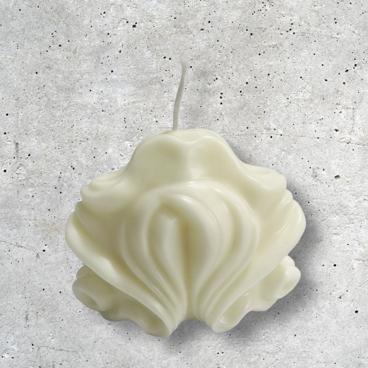 Big Sea shell candle