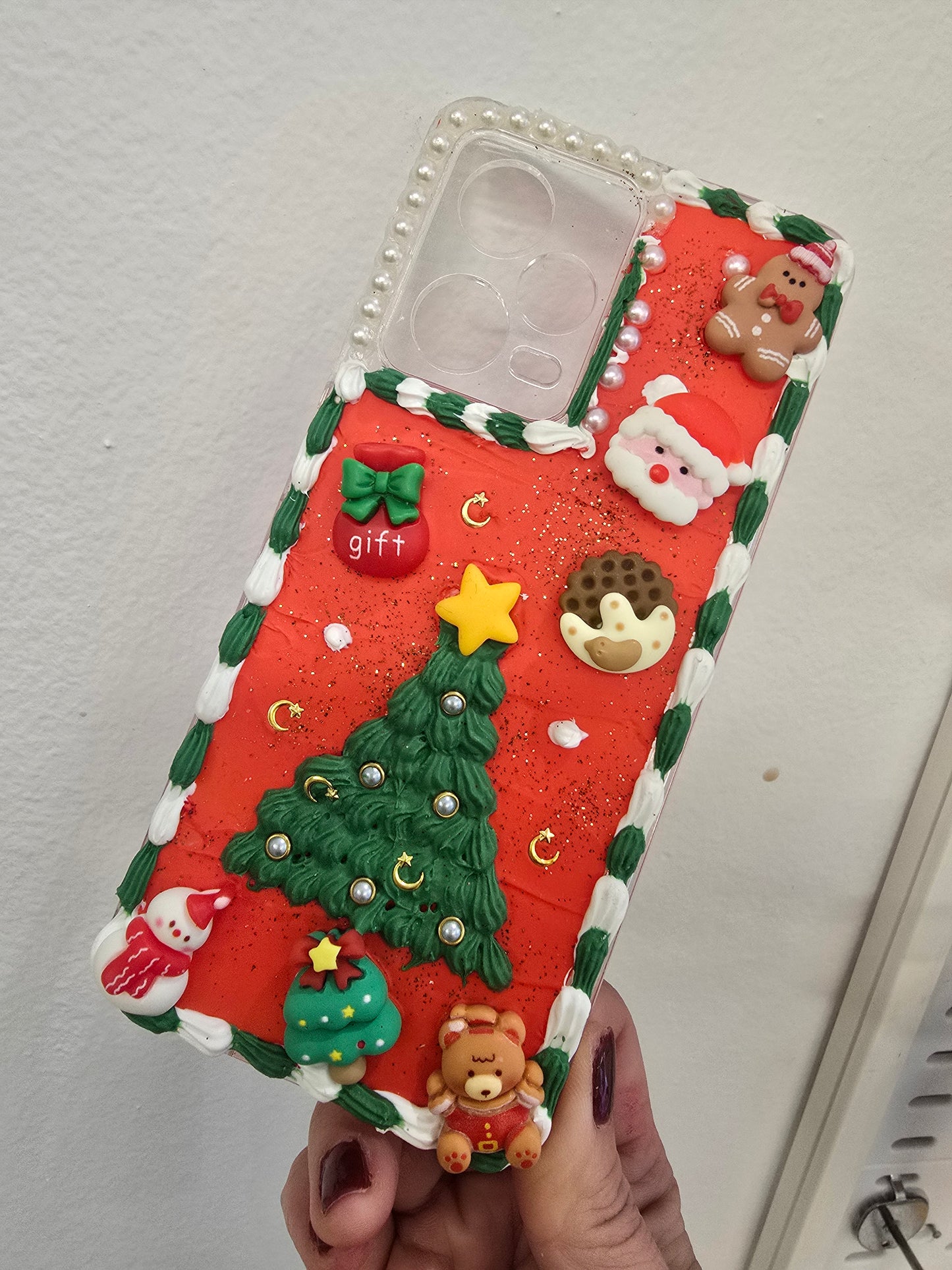 Cream Glue  DIY Phone Case Workshop