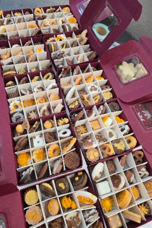 ✨ Κουτί Έκπληξη Wax Melts — Συλλογή 16 Τεμαχίων ✨ 200g